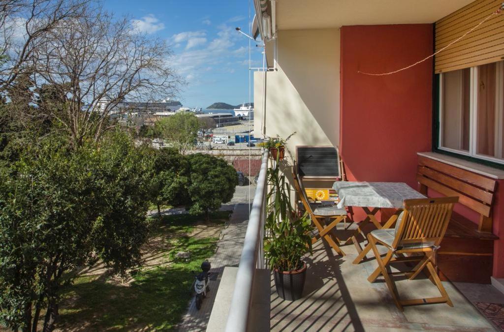 Apartments Orsula Split Exteriör bild